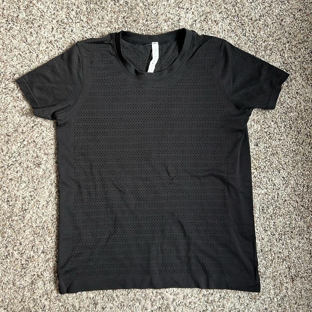Black lululemon shirt